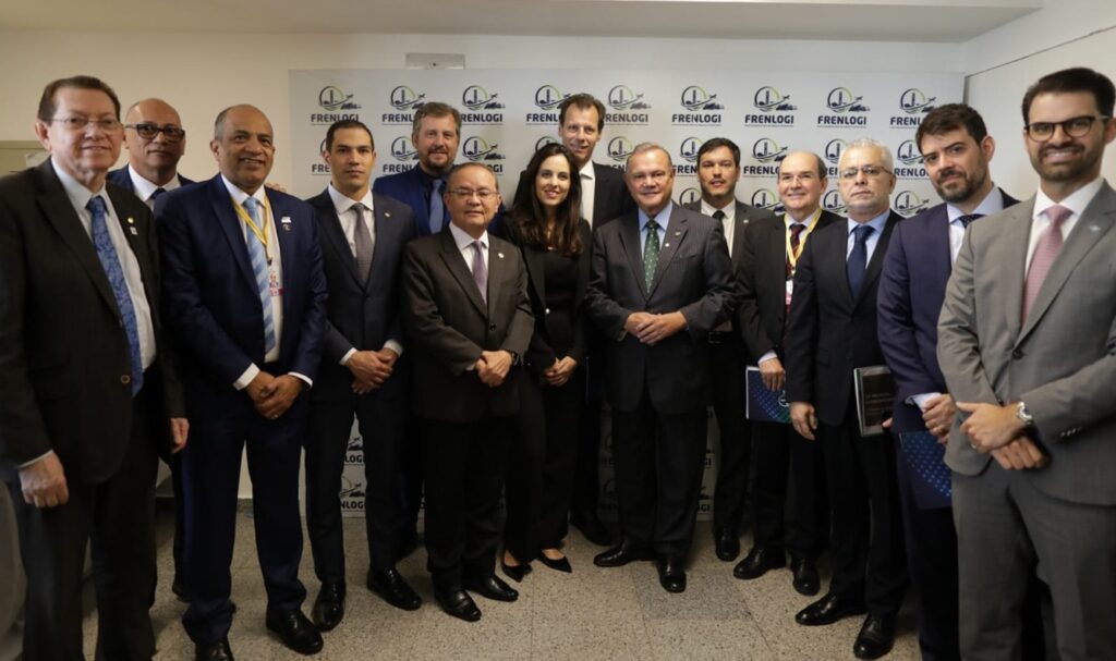 FRENLOGI promove café da manhã para discutir fortalecimento das agências reguladoras