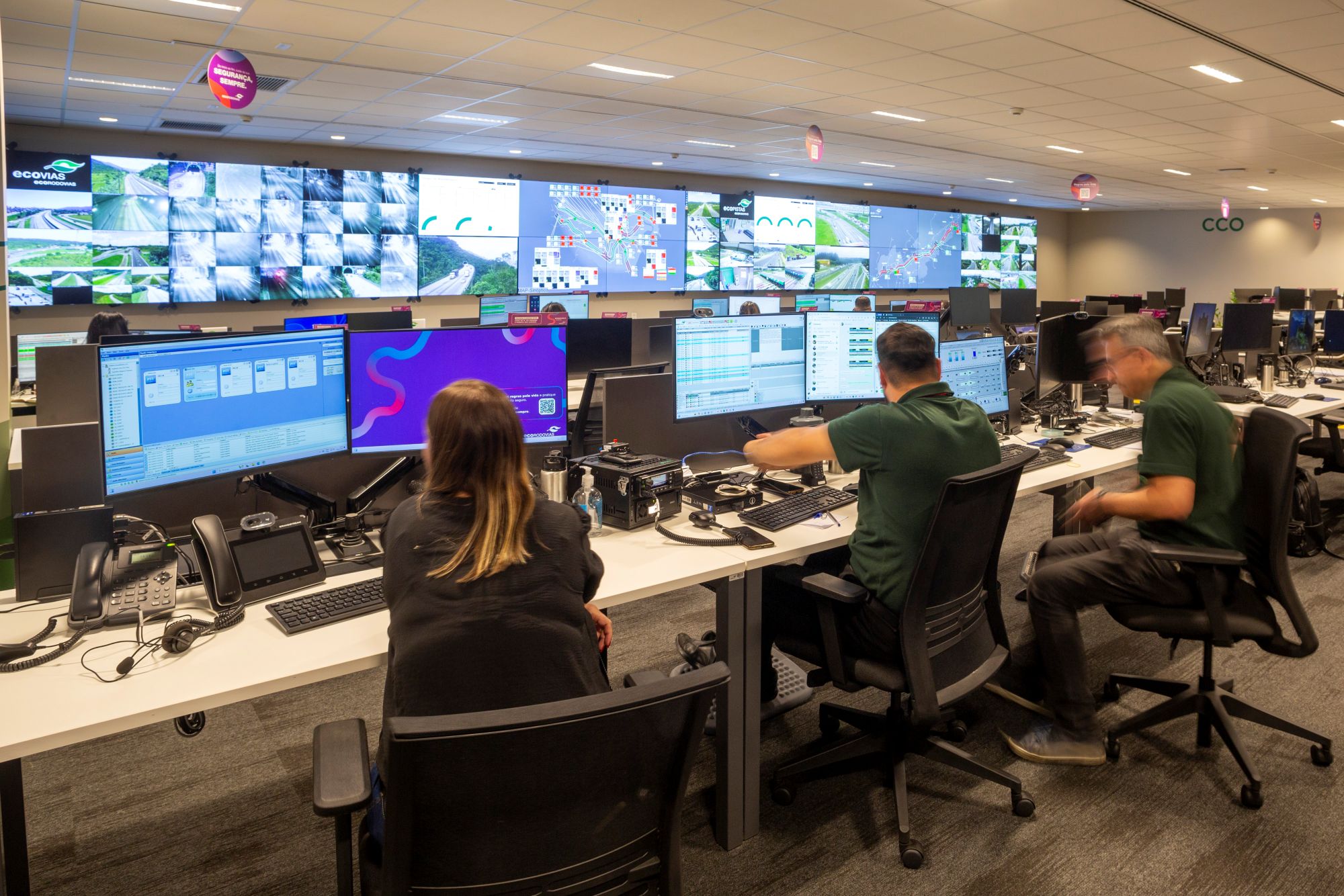 Carnaval 2025: conectividade nas rodovias tem mudado a forma como motoristas pedem ajuda nas viagens