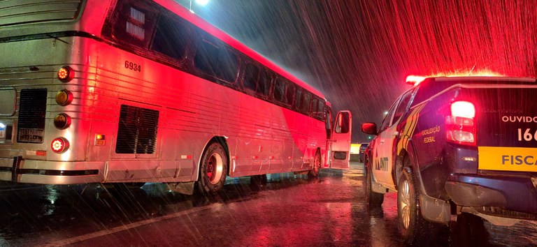 Operação da ANTT em Minas retira 26 veículos clandestinos de circulação e reforça atuação preventiva para salvar vidas