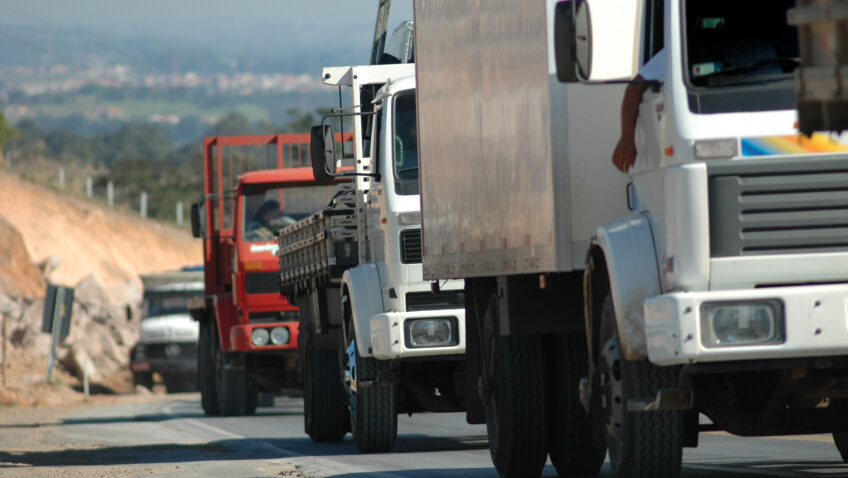 heavy traffic in bad road