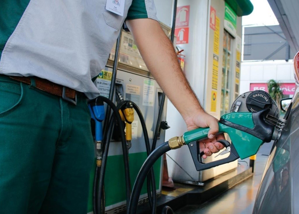Óleo diesel cai pela 4ª vez em cinco semanas e acumula recuo de 4,5%
