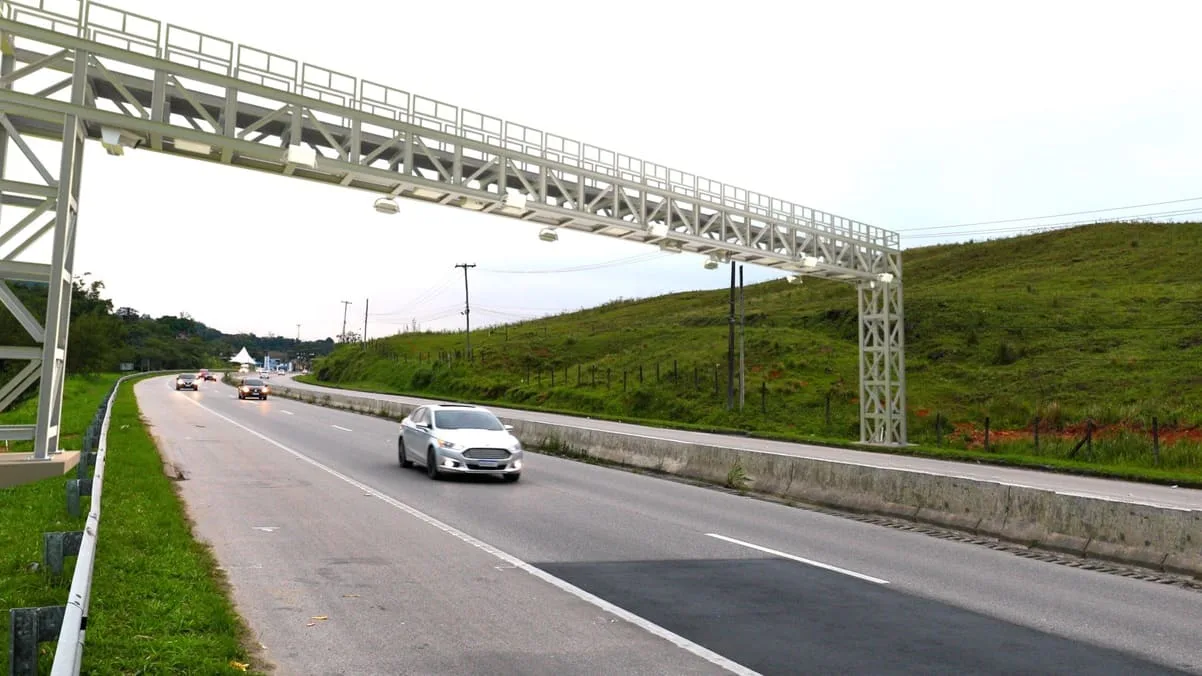 ANTT autoriza reajuste e início de cobrança de pedágio em vias de GO e PR